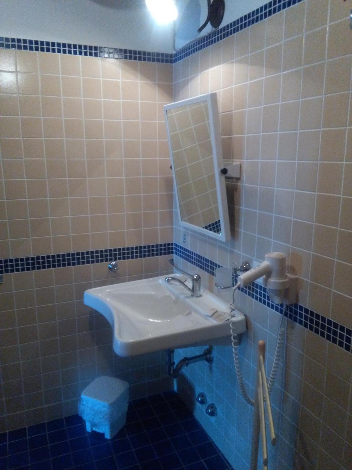 Albergo Seaside Leni Δωμάτιο φωτογραφία
