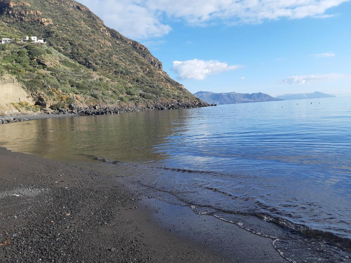 Albergo Seaside Leni Εξωτερικό φωτογραφία